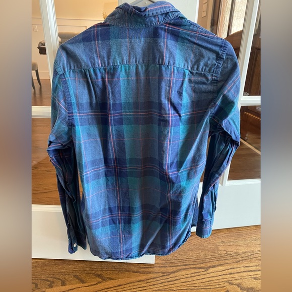 Men’s J. Crew Casual Button Down - Picture 2 of 2